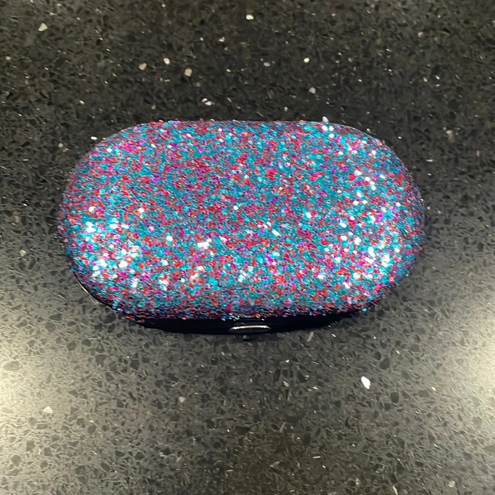 🆕Manicure Kit - Picture 1 of 2
